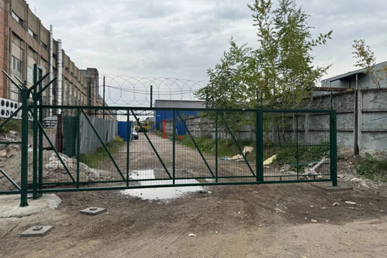 Монтаж промышленных откатных ворот в Горелово
